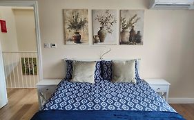 Clifton House O2 & Excel Rooms With Private Bathroom And Breakfast Option